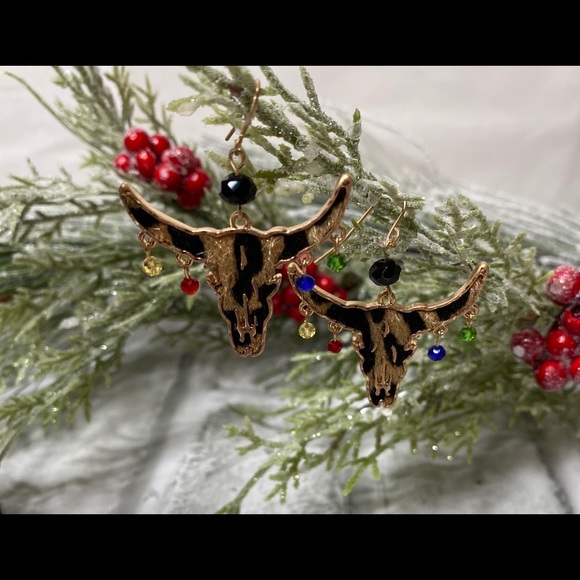 Western Leopard BOHO Steer Skull Earrings - Picture 2 of 5